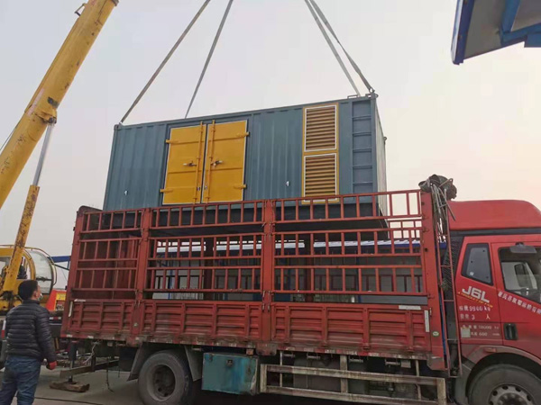 南部如何根据测量要求选择合适的电压表量程？