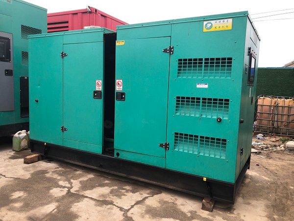 南部怎样合理控制磷酸铁锂蓄电池的充放电倍率以延长其使用寿命？