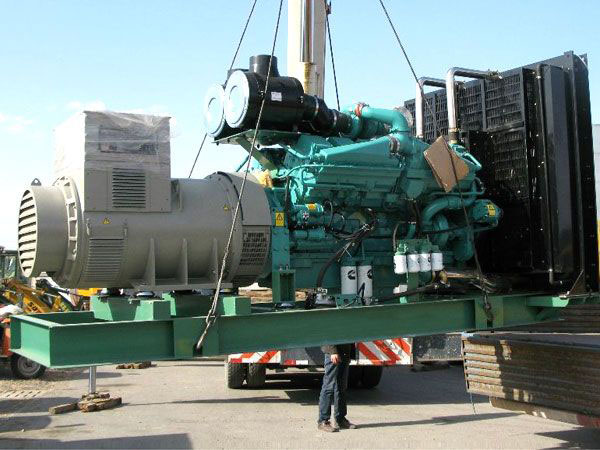 南部冬季柴油发电机启动前，如何检查燃油标号是否适配？